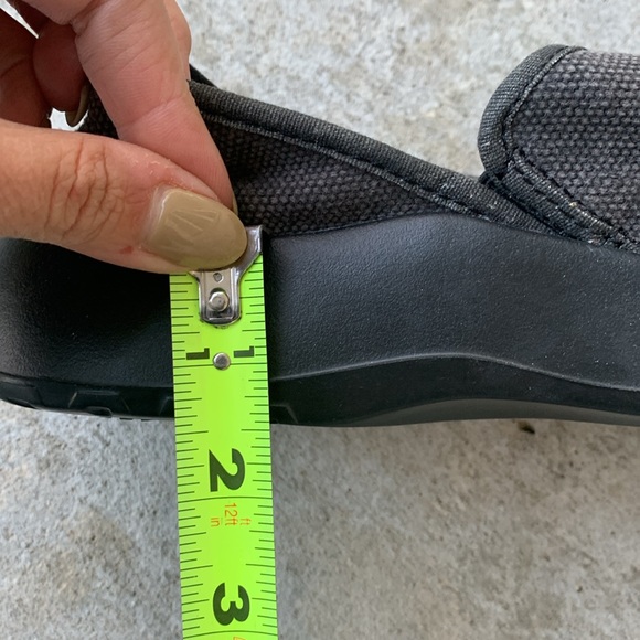 SoftScience Frisco Canvas Slip On Shoe - Picture 14 of 15